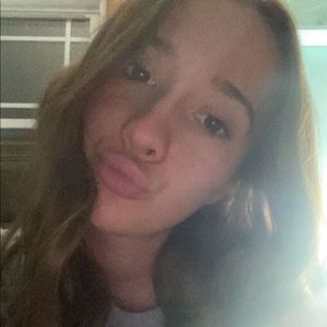 Meet your Posher, Savannah